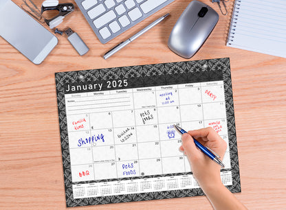 2025 Monthly Magnetic/Desk Calendar - 12 Months Desktop/Wall Calendar/Planner B&W- #017