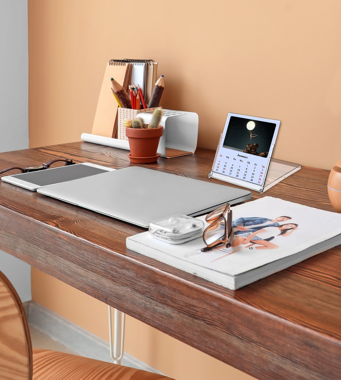 2027 CD-Style Desk Calendar 12 Months Calendar (Lunar)