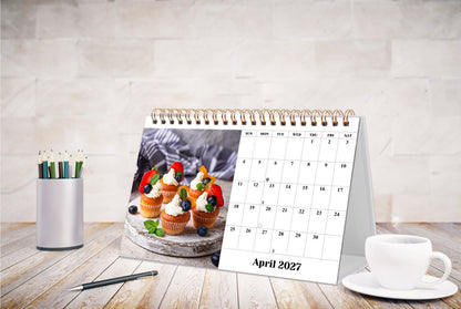 2027-12 Months Desk Calendar Desktop Planner with To-Do List (Cupcakes)