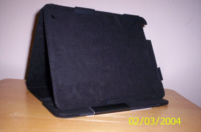 Incipio Folio Plus+ Essential Kit for Ipas 2 16gb